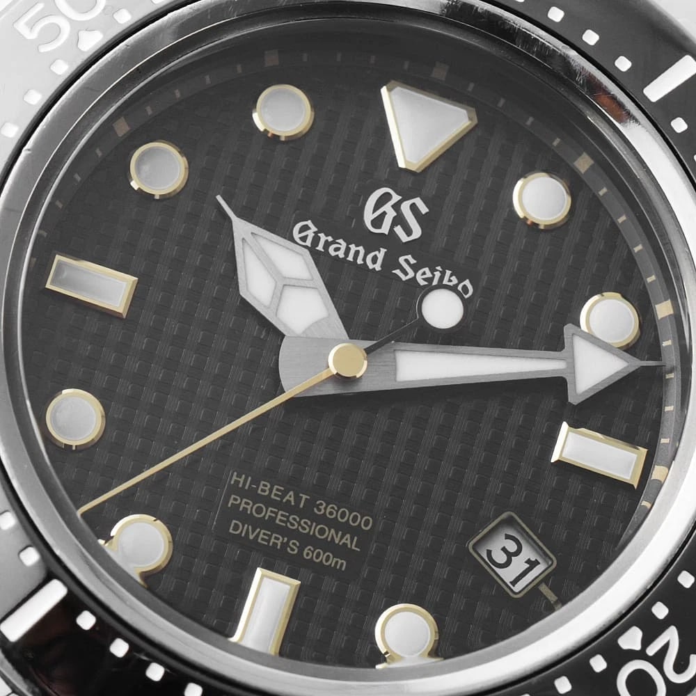 GRAND SEIKO SPORTS COLLECTION MECHANICAL PROFESSIONAL WATCH: Grand Seiko Sports Collection Mechanical Professional Brand: Grand Seiko Type/Style: Wrist watch Material: Band Material Bright Titanium, Case Material Bright titanium Color: Dial Color Black Size: Ca