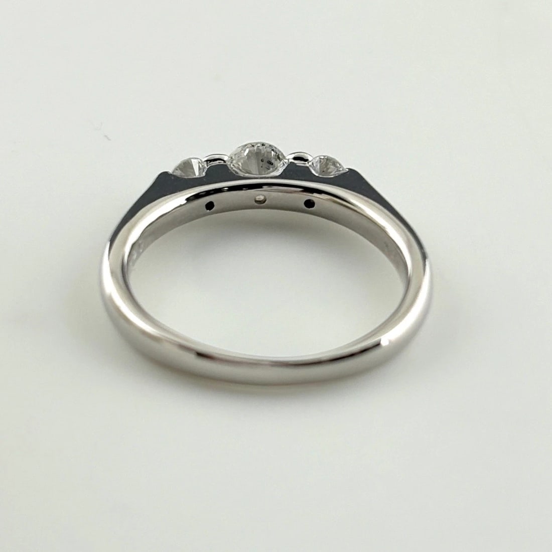 DIAMOND DESIGN RING PLATINUM - 3