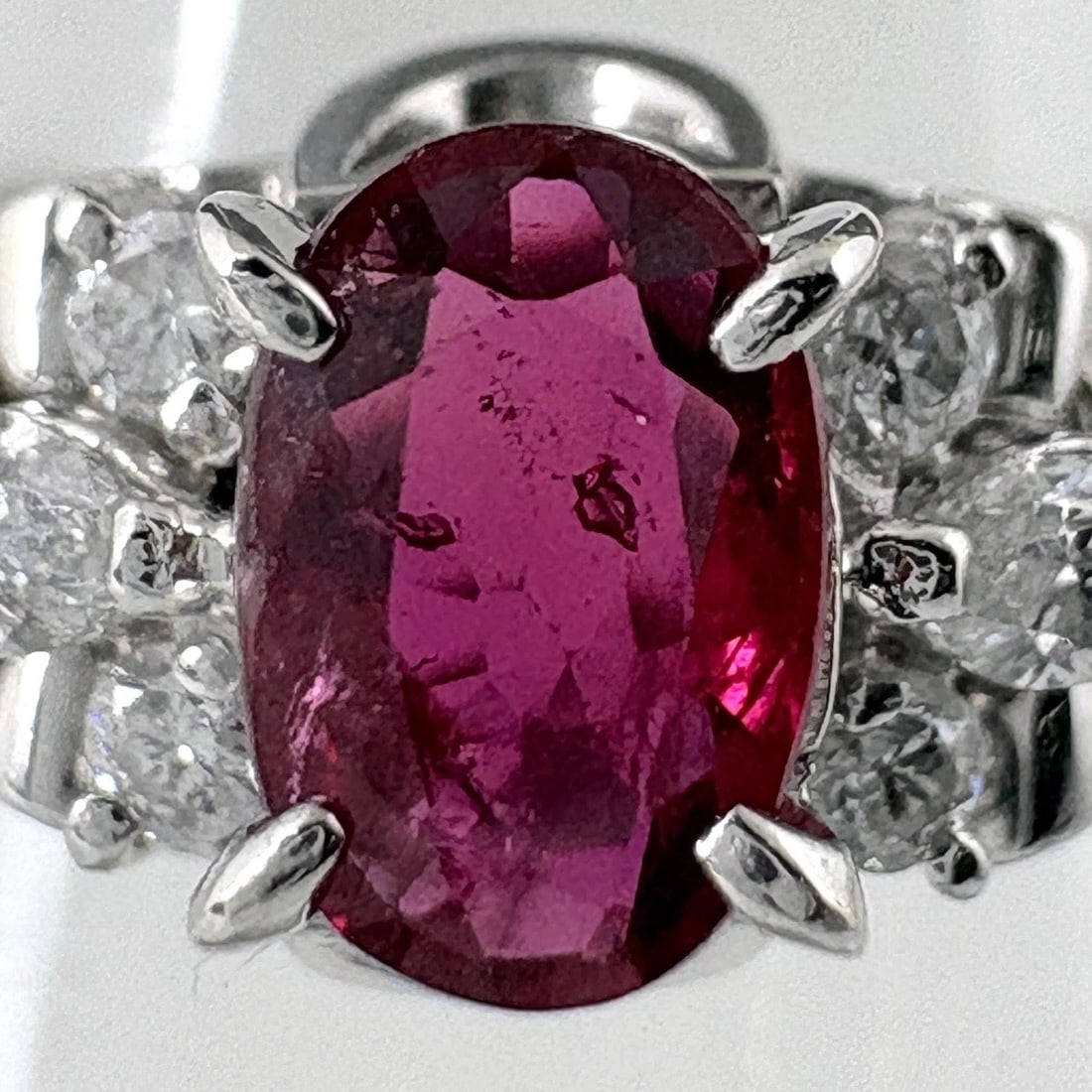 RUBY DESIGN RING PLATINUM MELEE DIAMOND - 2