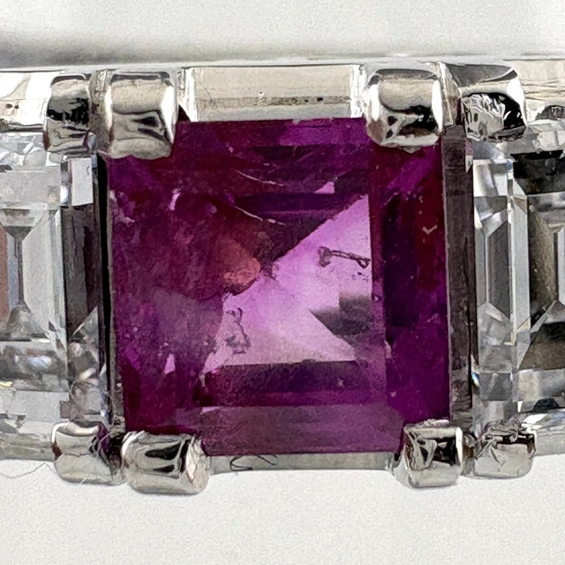 RUBY DESIGN PLATINUM MELEE DIAMOND RING - 2