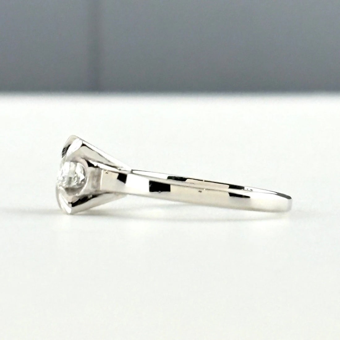 DIAMOND DESIGN RING PLATINUM - 4