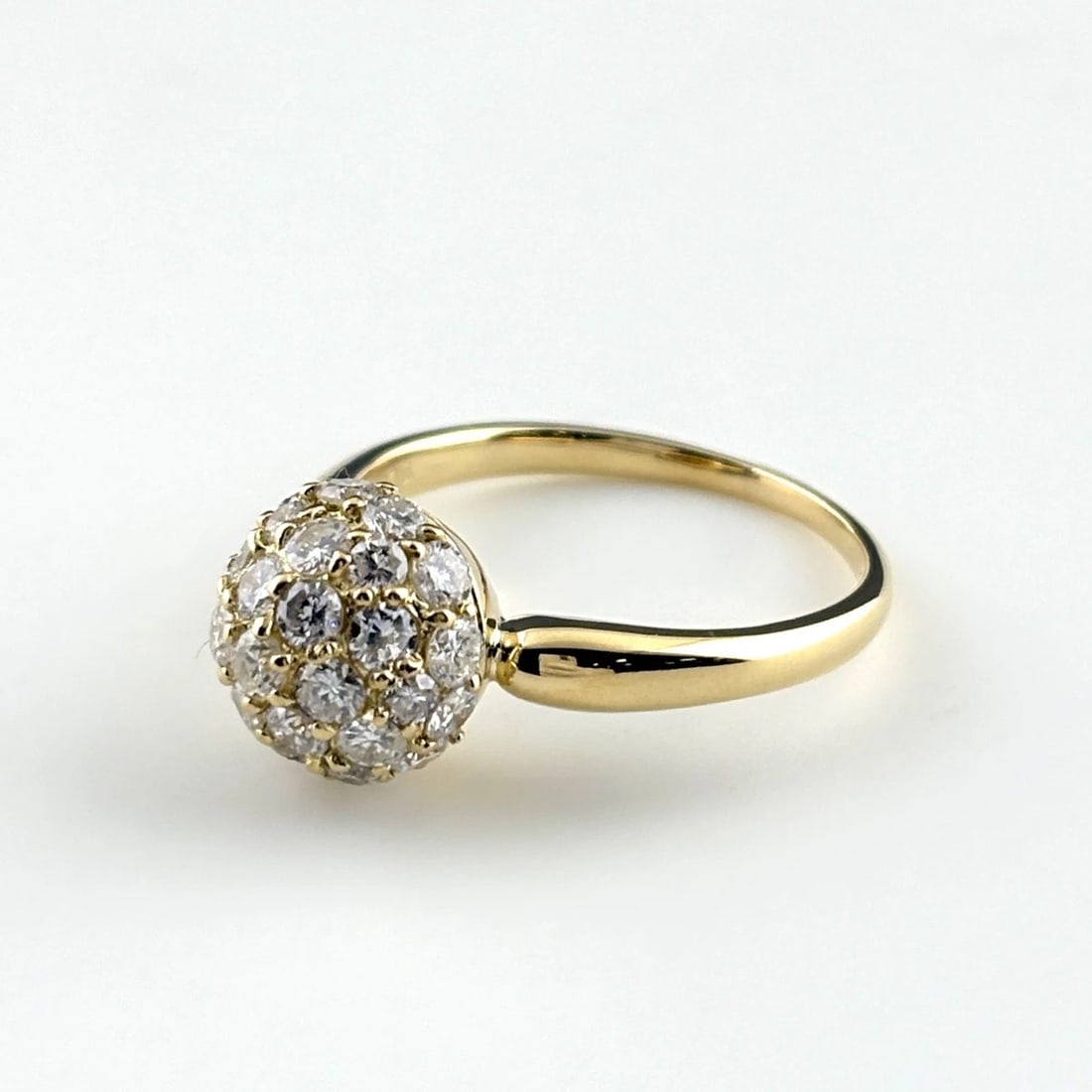 MELEE DIAMOND DESIGN RING YG YELLOWGOLD: melee diamond design ring YG YellowGold Brand: Unbranded Type/Style: Ring Material: 18K YellowGold, Color: YellowGold Size: US 6.5 to 7 Accessories: None Accessories Notice: When purchasin