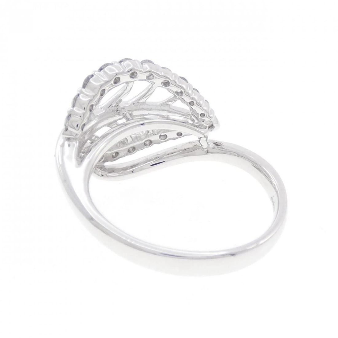 K18WG LEAF DIAMOND RING - 3
