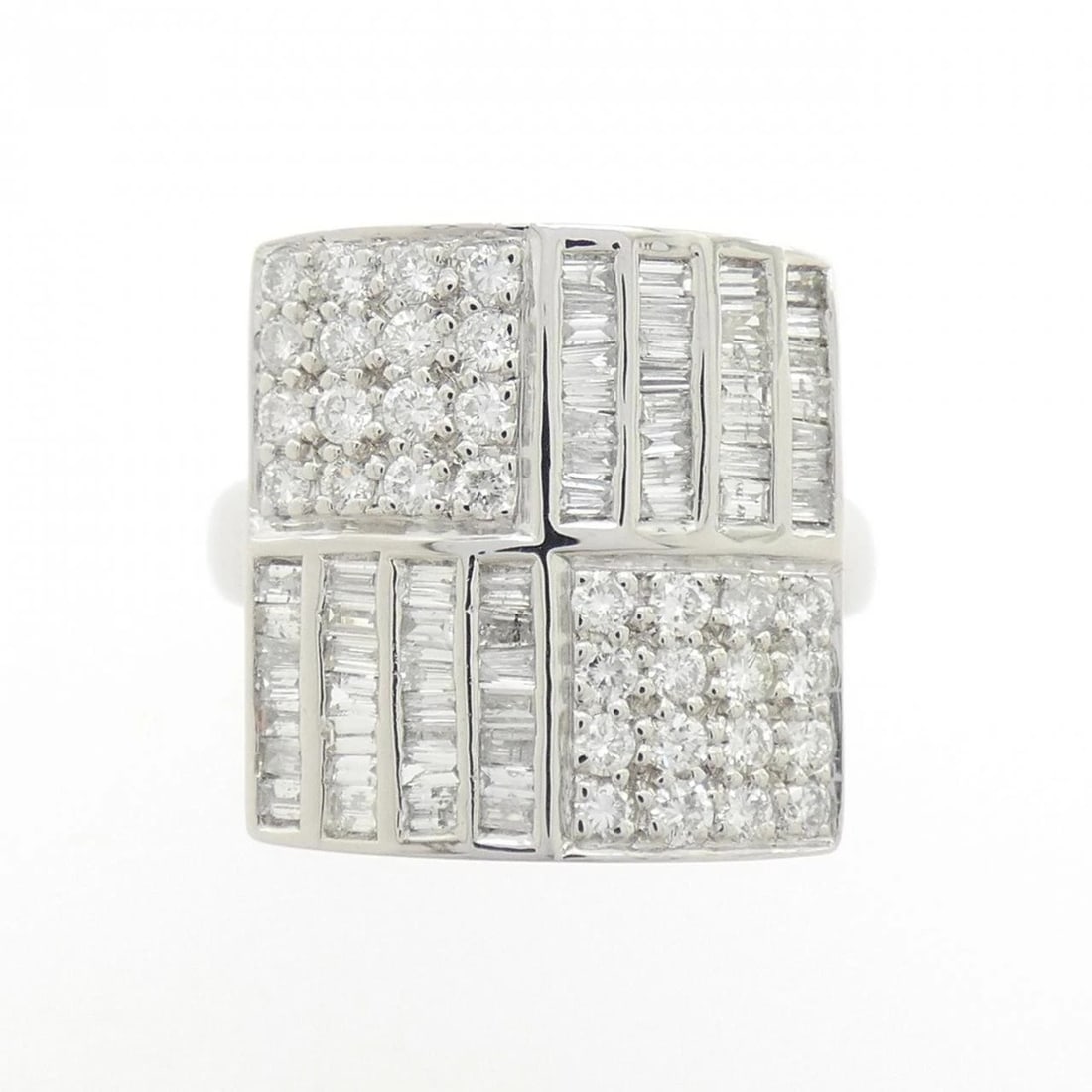 PT900 DIAMOND RING - 2