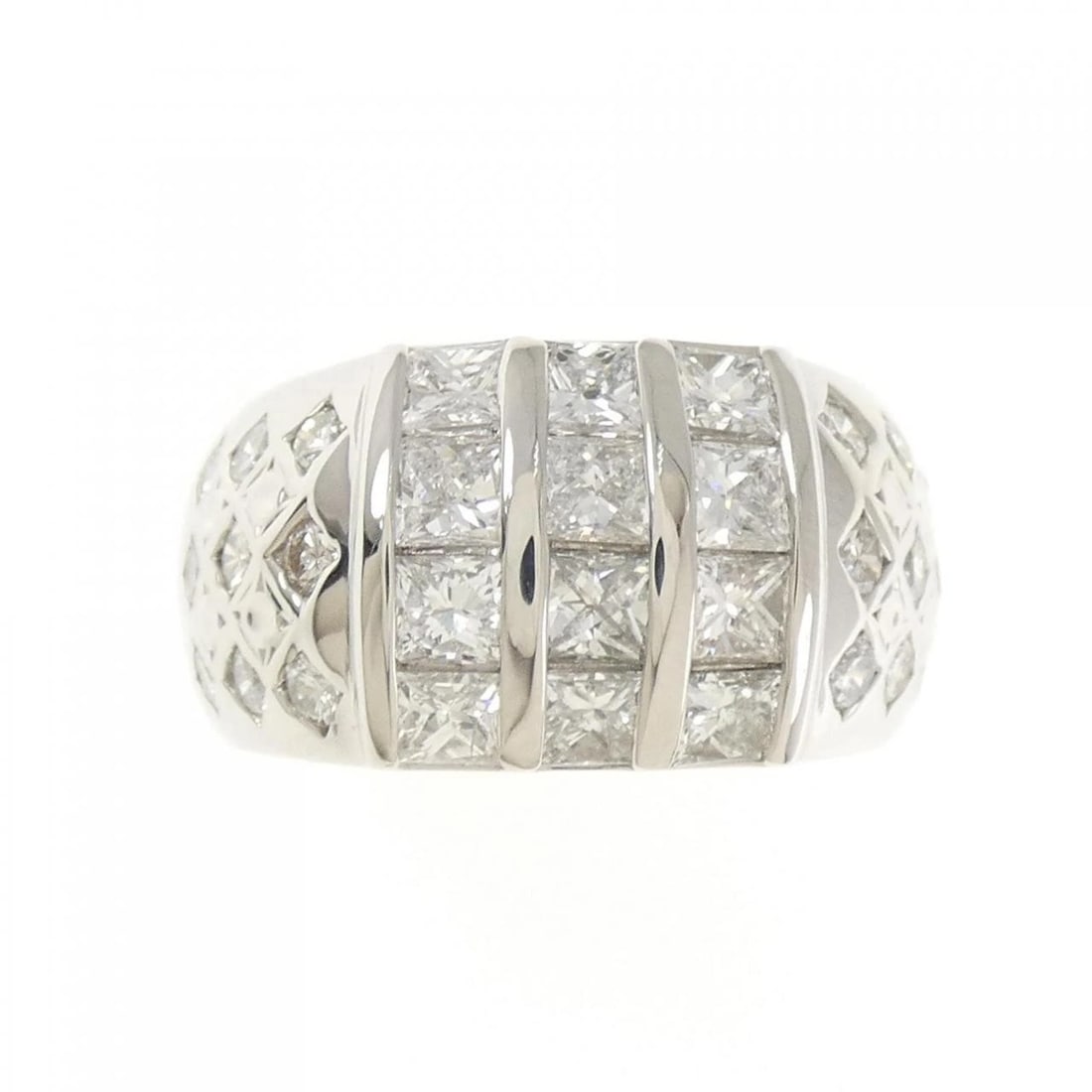 PT900 DIAMOND RING - 2