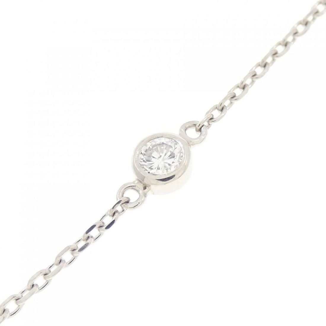 PT FLOWER DIAMOND NECKLACE - 4