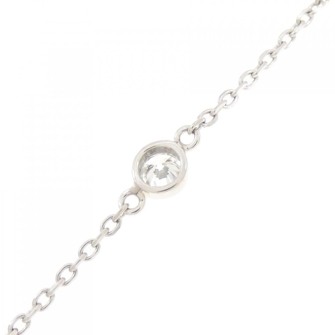 PT FLOWER DIAMOND NECKLACE - 5