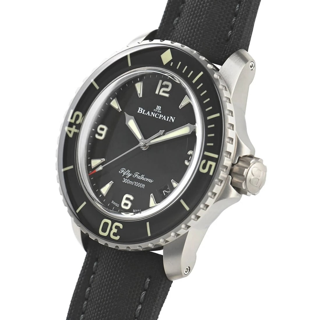 BLANCPAIN FIFTY FATHOMS AUTOMATIC WATCH: BLANCPAIN Fifty Fathoms Automatic Brand: BLANCPAIN Type/Style: Wristwatch Material: Case Material titanium Color: Dial Color black Size: Case Size Case Size: 45.0mm Accessories: None Acces