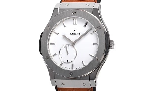 HUBLOT CLASSIC FUSION ULTRA THIN TITANIUM WATCH: HUBLOT Classic Fusion Ultra Thin Titanium Brand: HUBLOT Type/Style: Wristwatch Material: Case Material titanium Color: Dial Color white Size: Case Size Case Size: 45.0mm Accessories: None