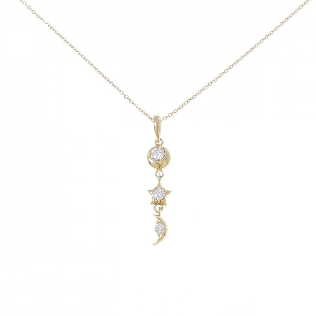 18K YELLOW GOLD DIAMOND NECKLACE: 18K Yellow Gold Diamond Necklace Brand: Unbranded Type/Style: Diamond Necklace Material: 18K Yellow Gold, Main Stone Natural Color: Yellow gold Size: 45cm Actual Size Pendant length approx. x width ap