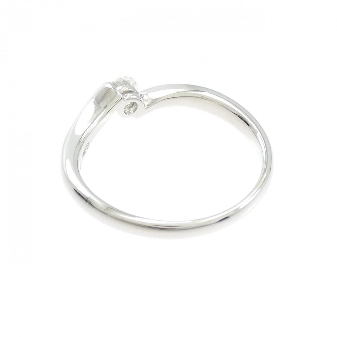 PT900 SOLITAIRE DIAMOND RING - 3