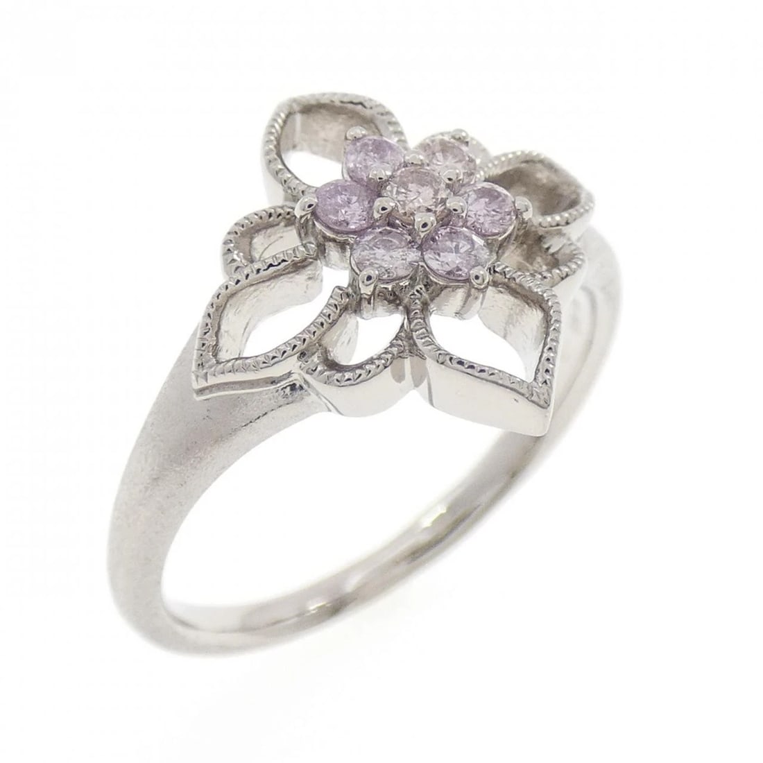 K18WG PINK DIAMOND RING: K18WG Pink Diamond Ring Brand: Unbranded Type/Style: Pink Diamond Ring Material: K18 white gold, Color: White gold Size: US 5 1/4 Accessories: None Accessories Notice: When purchasing pre-owned