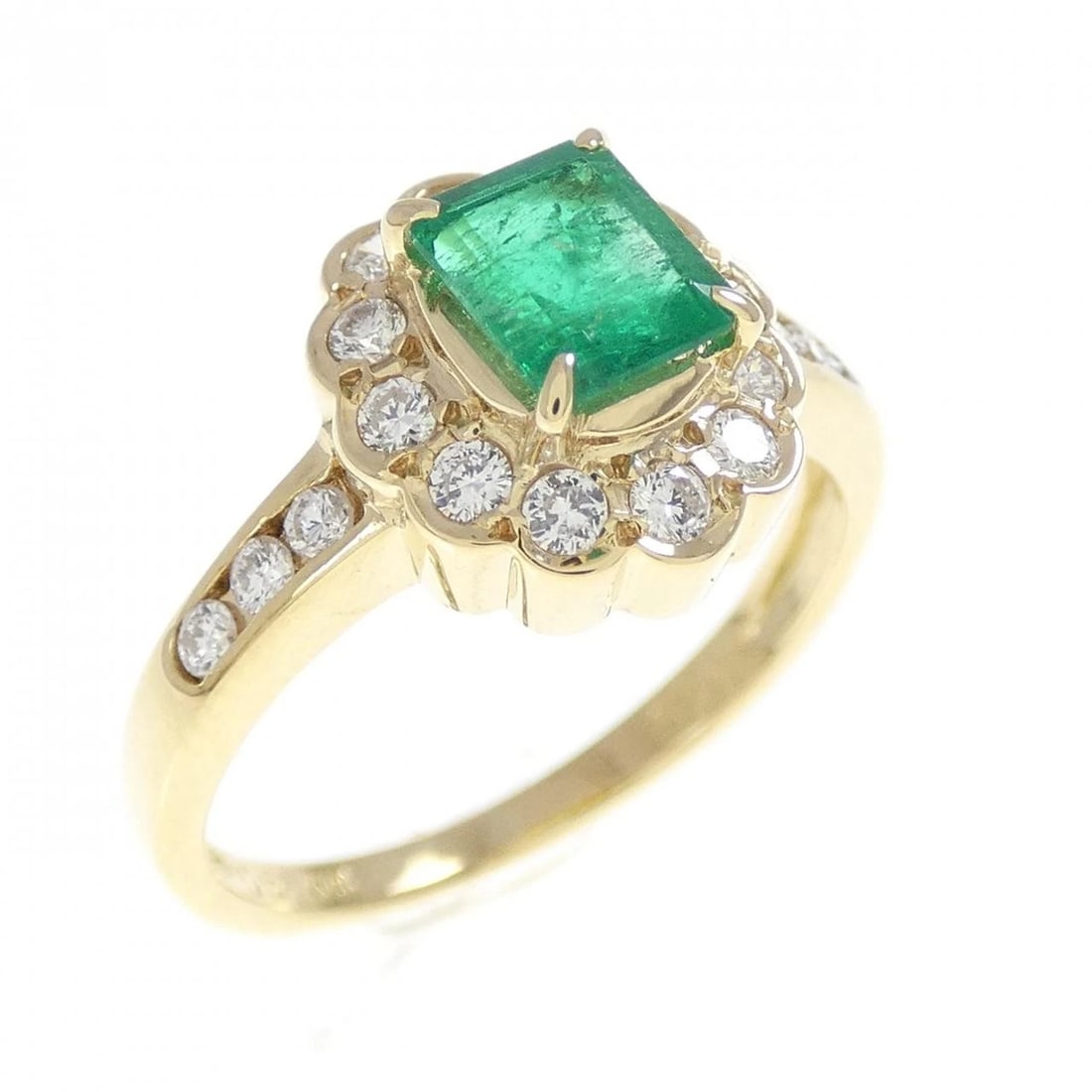 K18YG EMERALD RING: K18YG Emerald Ring Brand: Unbranded Type/Style: Emerald Ring Material: 18K Yellow Gold, Main Stone Emerald Secondary Stone Diamond Color: Yellow Gold Size: US 4 1/2 Accessories: None Accessories