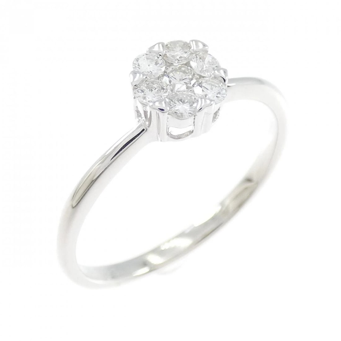 750WG DIAMOND RING: 750WG Diamond Ring Brand: Unbranded Type/Style: Diamond Ring Material: K18WG, Main Stone Natural Color: White Gold Size: US 7 1/4 Accessories: None Accessories Notice: When purchasing pre-owned