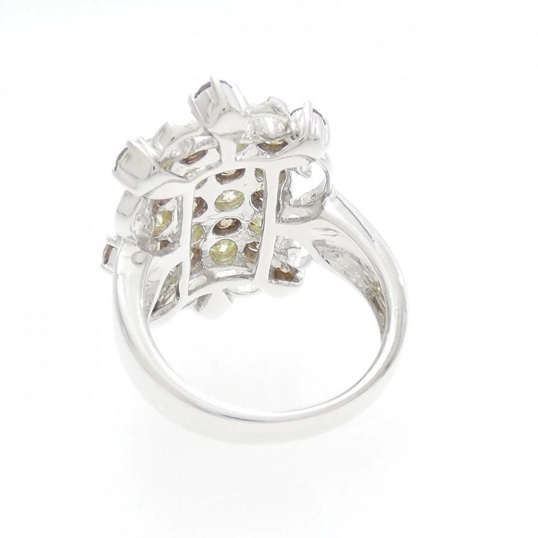 K18WG DIAMOND RING - 3