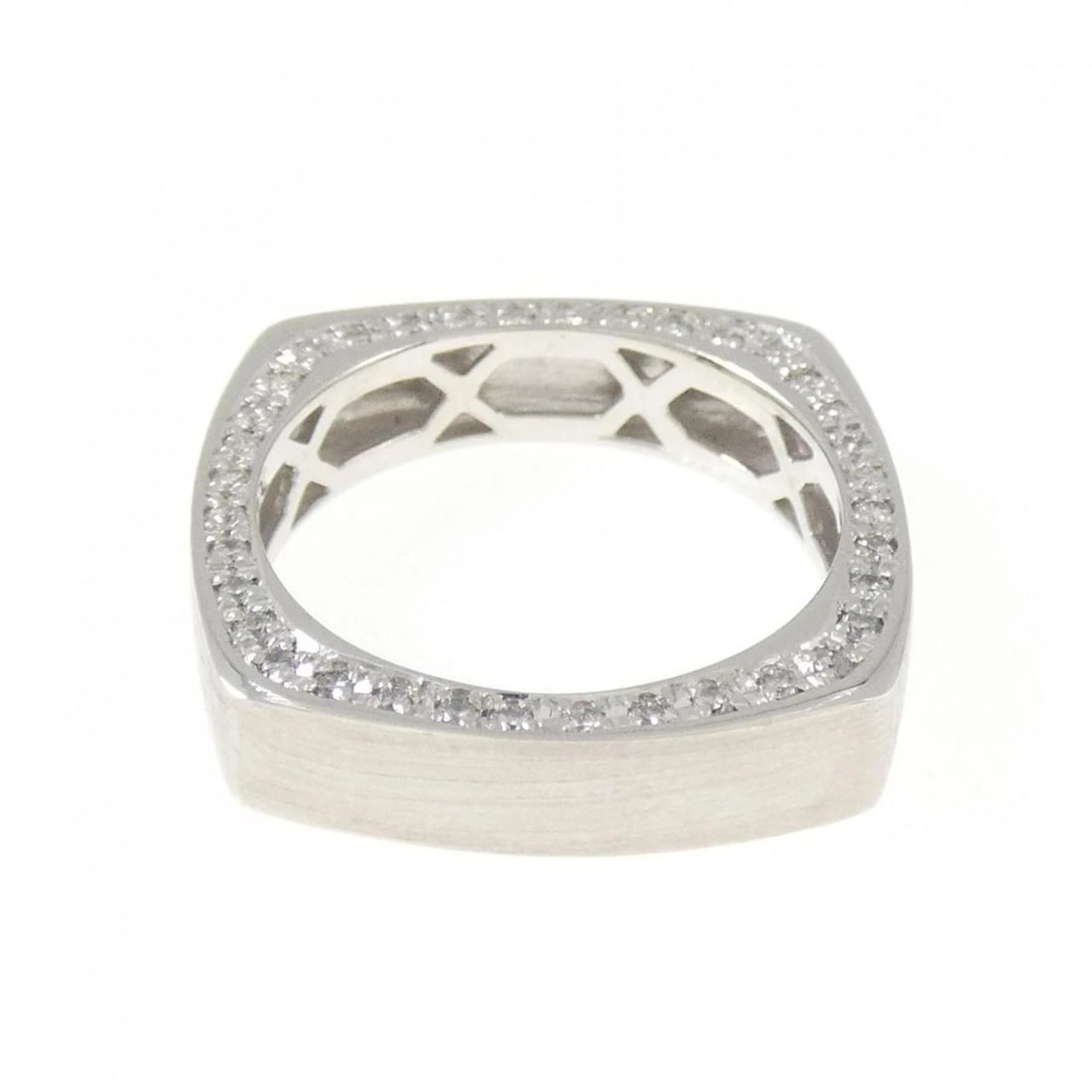 K18WG DIAMOND RING: K18WG Diamond Ring Brand: Unbranded Type/Style: Diamond ring Material: K18WG, Main Stone Natural Color: White gold Size: US 5 3/4 Accessories: None Accessories Notice: When purchasing pre-
