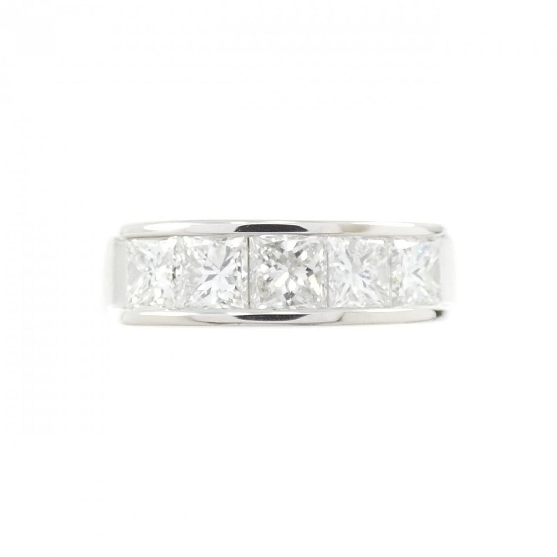 PT900 DIAMOND RING: PT900 Diamond Ring Brand: Unbranded Type/Style: Diamond Ring Material: PT900, Main Stone Natural Color: Silver Size: US 6 1/4 Accessories: None Accessories Notice: When purchasing pre-owne