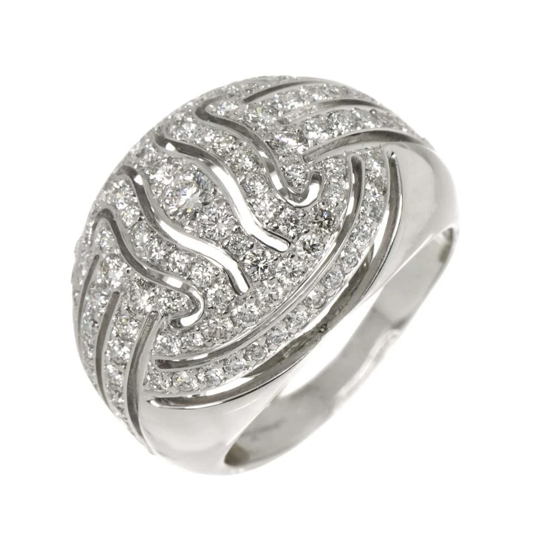 FERRAGAMO DIAMOND RING WG 750: Ferragamo Diamond Ring WG 750 Brand: Ferragamo Type/Style: Ring Material: 750 White Gold, Main Stone Natural Color: White Gold Size: 6.5-6.75(US) Accessories: None Accessories Notice: When purchasing