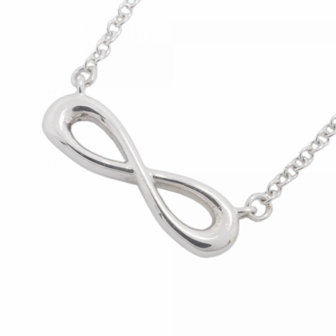 TIFFANY & CO. INFINITY NECKLACE, STERLING SILVER 925, WOMEN'S: Tiffany & Co. Infinity Necklace, Sterling Silver 925, Women's Brand: Tiffany Type/Style: Necklace Material: Silver 925, Color: SILVER Size: Neck Circumference 40 cm - 45.5 cm / 15.74'' - 17.91'' Penda
