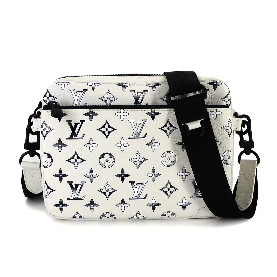 LOUIS VUITTON MONOGRAM SHADOW MESSENGER SHOULDER BAG: LOUIS VUITTON Monogram Shadow Messenger Shoulder Bag Brand: LOUIS VUITTON Type/Style: Shoulder Bag Material: Monogram Shadow Leather Color: White , Navy Size: W 10.24 inch, H 7.48 inch, D 1.77 inch