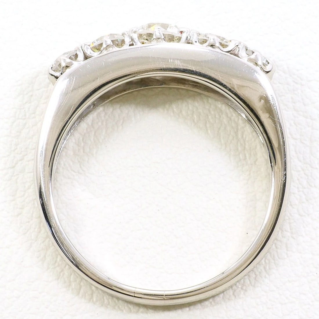 PLATINUM 900 RING WITH DIAMOND - 3