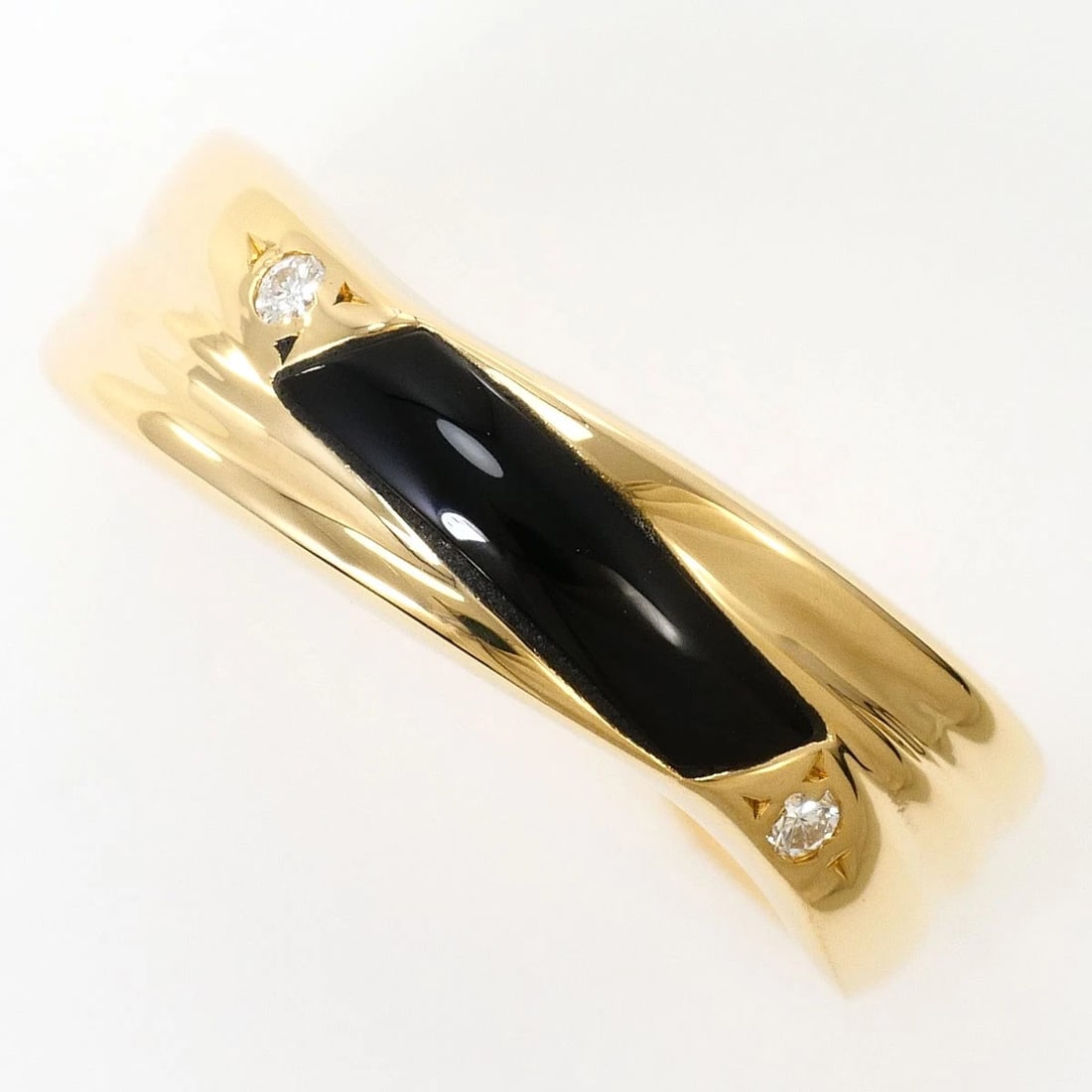 K18 18K GOLD RING ONYX: K18 18k gold Ring onyx Brand: No Brand Type/Style: Ring Material: 18k gold, Main Stone Onyx Color: Gold Size: US7 Accessories: None Accessories Notice: When purchasing pre-owned goods, ple
