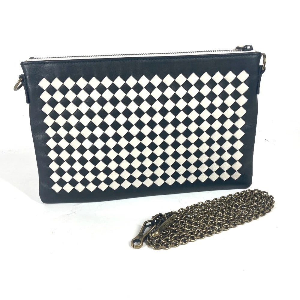 BOTTEGA VENETA CROSSBODY POCHETTE INTRECCIATO 2WAY CLUTCH SHOULDER BAG: BOTTEGA VENETA Crossbody Pochette Intrecciato 2WAY Clutch Shoulder Bag Brand: BOTTEGA VENETA Type/Style: Shoulder Bag Material: Leather Color: BlackxWhite Size: W9.4?H6.1inch / W24cm?H15.5cm