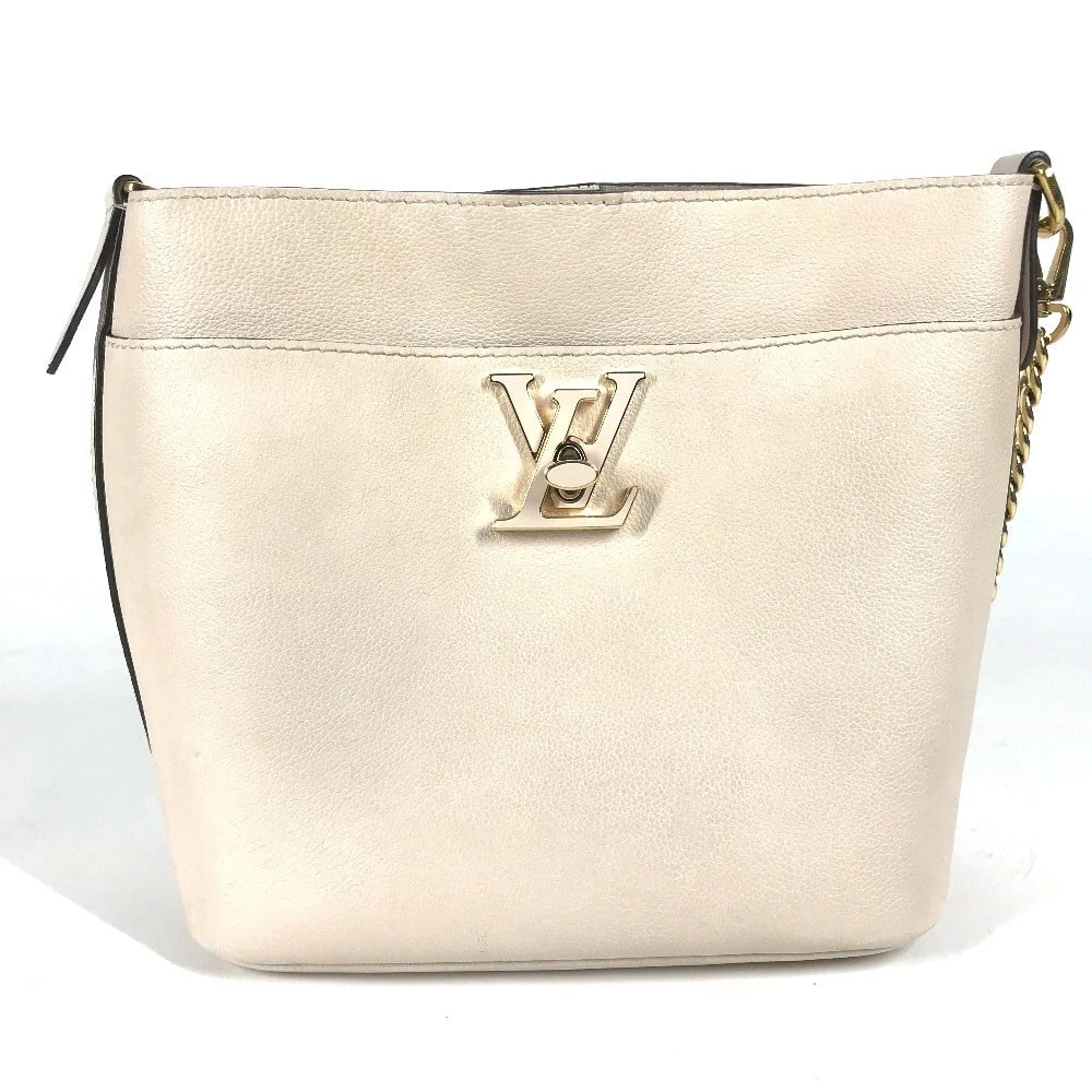 LOUIS VUITTON LOCK ME LOCK & WALK 2WAY BAG SHOULDER BAG IVORY: LOUIS VUITTON Lock Me Lock & Walk 2WAY bag Shoulder Bag Ivory Brand: LOUIS VUITTON Type/Style: Shoulder Bag Material: Leather / Grain Calfskin Leather Color: Quartz / Ivory Size: W8.3?H7.9?D4.7inch / 