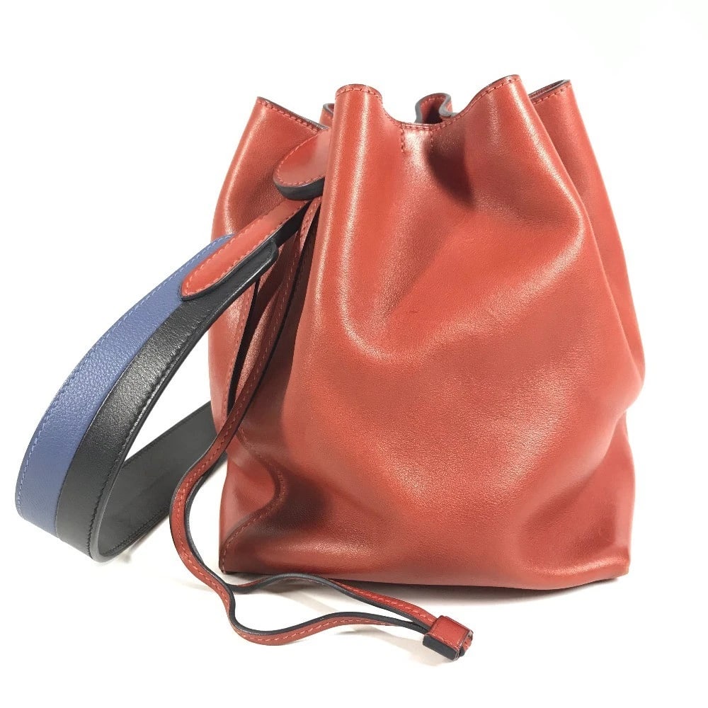 HERMES SHOULDER BAG LEATHER RED/NAVY: HERMES Shoulder bag Leather Red/Navy Brand: HERMES Type/Style: Shoulder Bag Material: Leather Color: RedxNavy Size: W6.7?H8.7?D6.9inch / W17cm?H22cm?D17.5cm Accessories: None Accessories N