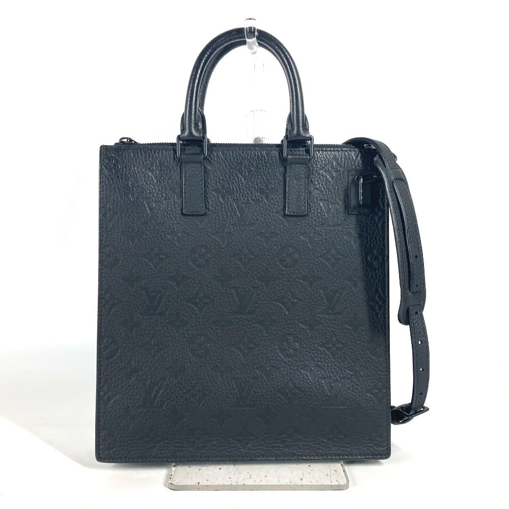LOUIS VUITTON TAURILLON CLEMENCELEATHER BLACK: LOUIS VUITTON Taurillon ClemenceLeather Black Brand: LOUIS VUITTON Type/Style: Shoulder Bag Material: Taurillon ClemenceLeather Color: Noir / Black Size: W10.0?H10.8?D2.4inch / W25.5cm?H27.5cm?D6cm