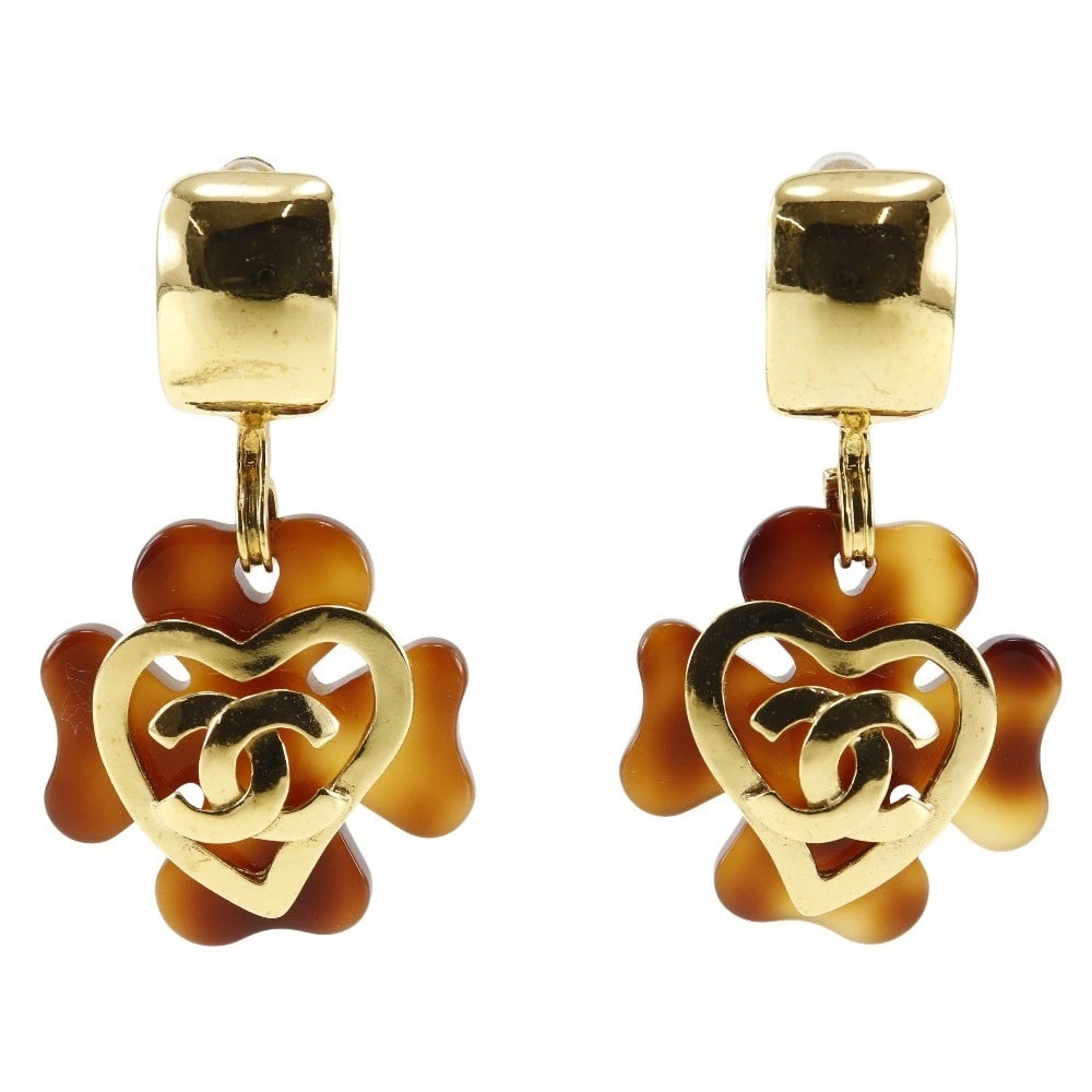 CHANEL COCO MARK HEART EARRING CLOVER BROWN: CHANEL COCO Mark Heart Earring Clover Brown Brand: CHANEL Type/Style: Earring Material: Plated Gold, Color: Brown Size: (CM) 72mm x 41mm Accessories: None Accessories Notice: When purchasi