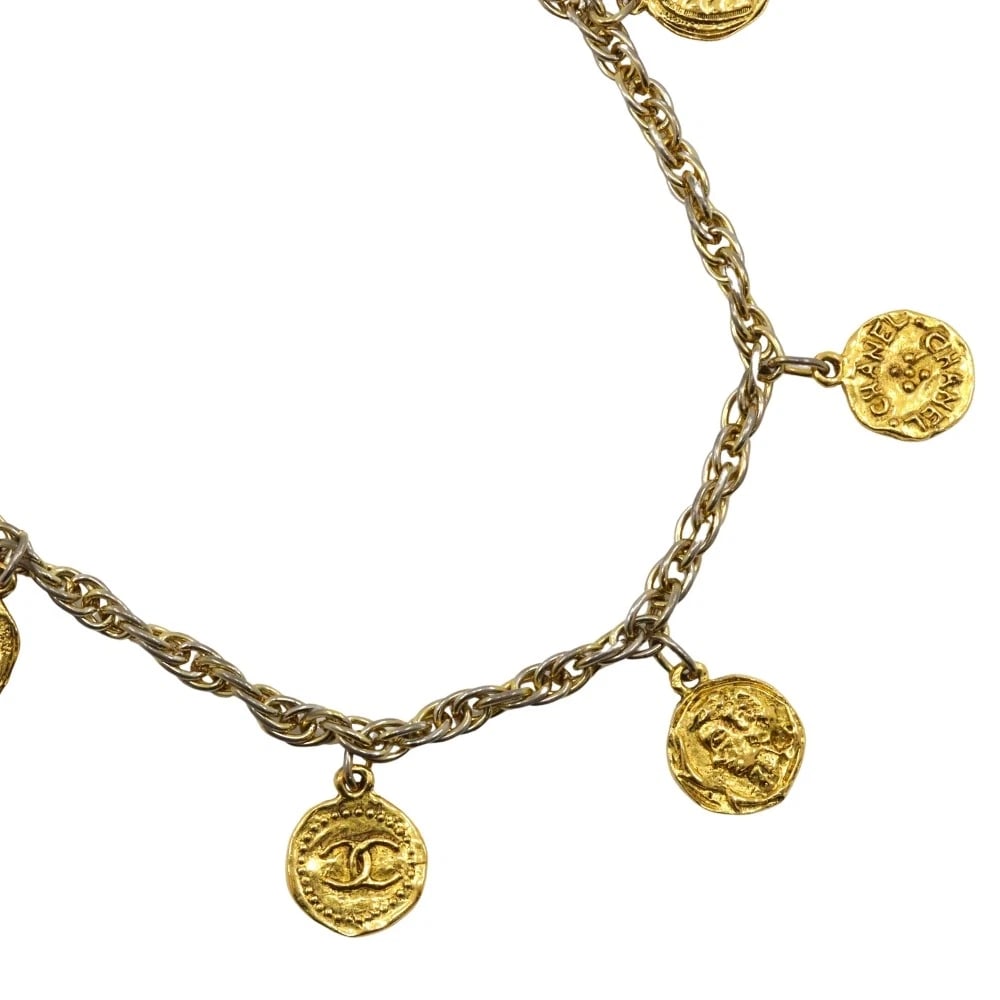 CHANEL COCO MARK COIN CHARM NECKLACE: CHANEL COCO Mark coin charm Necklace Brand: CHANEL Type/Style: Necklace Material: Plated Gold, Color: Gold Size: (CM) Neck around?47.0cm Accessories: None Accessories Notice: When purchasi