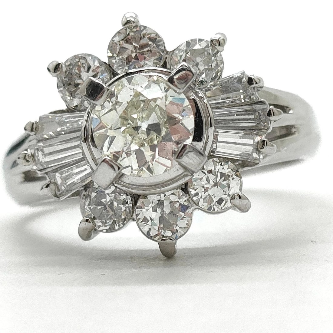 TIFFANY AND CO. RING HARMONY NATURAL DIAMOND PLATINUM: Tiffany and Co. Ring Harmony Natural Diamond Platinum Brand: Tiffany and Co. Type/Style: Ring Material: Platinum, Main Stone Natural Color: Platinum Size: US 7 1/2 Accessories: None Access