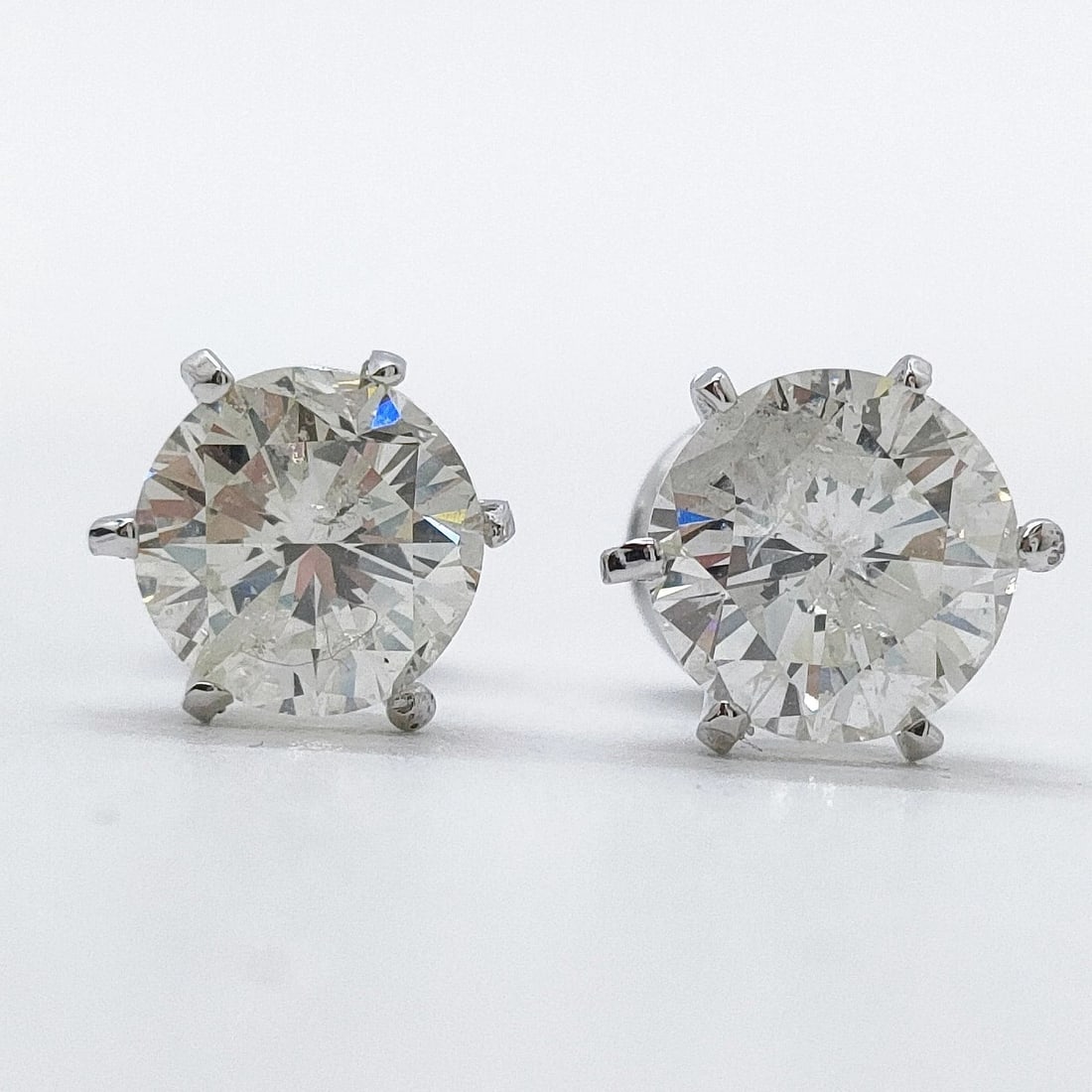 JEWELRY NECKLACE NATURAL DIAMOND PLATINUM: Jewelry Necklace Natural Diamond Platinum Brand: Unbranded Type/Style: Necklace Material: Platinum, Main Stone Natural Color: Platinum Size: none Accessories: None Accessories Notice: When