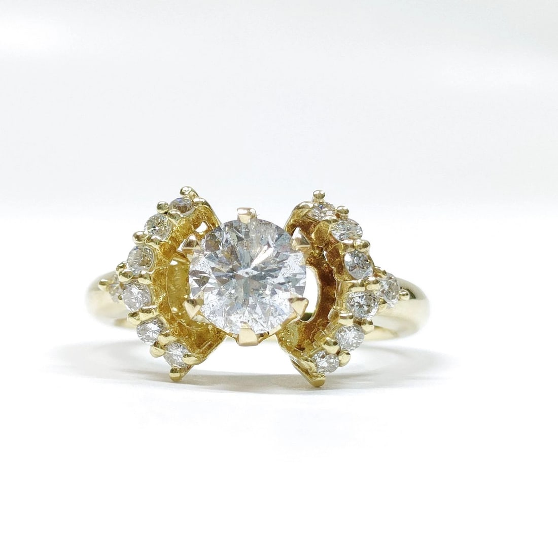 JEWELRY LOOSE DIAMOND NATURAL DIAMOND: Jewelry Loose Diamond Natural Diamond Brand: Unbranded Type/Style: Ring Material: Gold, Main Stone Natural Color: Yellow Gold Size: US 6 1/4 Accessories: None Accessories Notice: When purc