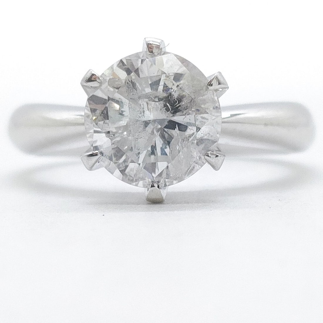TIFFANY AND CO. RING SOLITAIRE NATURAL DIAMOND: Tiffany and Co. Ring Solitaire Natural Diamond Brand: Tiffany and Co. Type/Style: Ring Material: Platinum, Main Stone Natural Color: Platinum Size: US 5 3/4 Accessories: None Accessories N