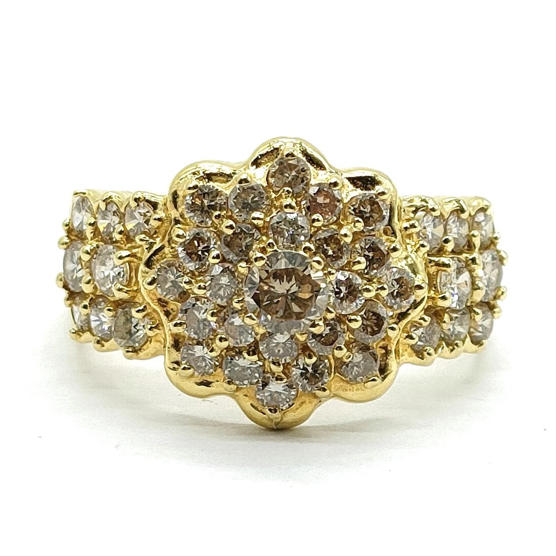 JEWELRY LOOSE DIAMOND NATURAL DIAMOND: Jewelry Loose Diamond Natural Diamond Brand: Unbranded Type/Style: Ring Material: Gold, Main Stone Natural Color: Yellow Gold Size: US 6 1/4 Accessories: None Accessories Notice: When purc