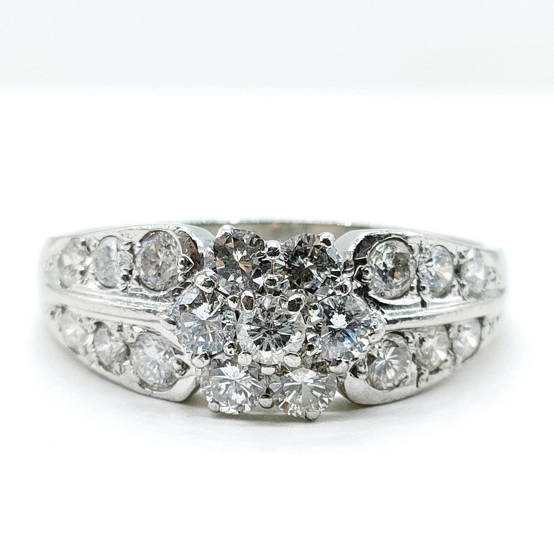 TIFFANY AND CO. RING NATURAL DIAMOND PLATINUM: Tiffany and Co. Ring Natural Diamond Platinum Brand: Tiffany and Co. Type/Style: Ring Material: Platinum, Main Stone Natural Color: Platinum Size: US 11 1/8 Accessories: None Accessories N