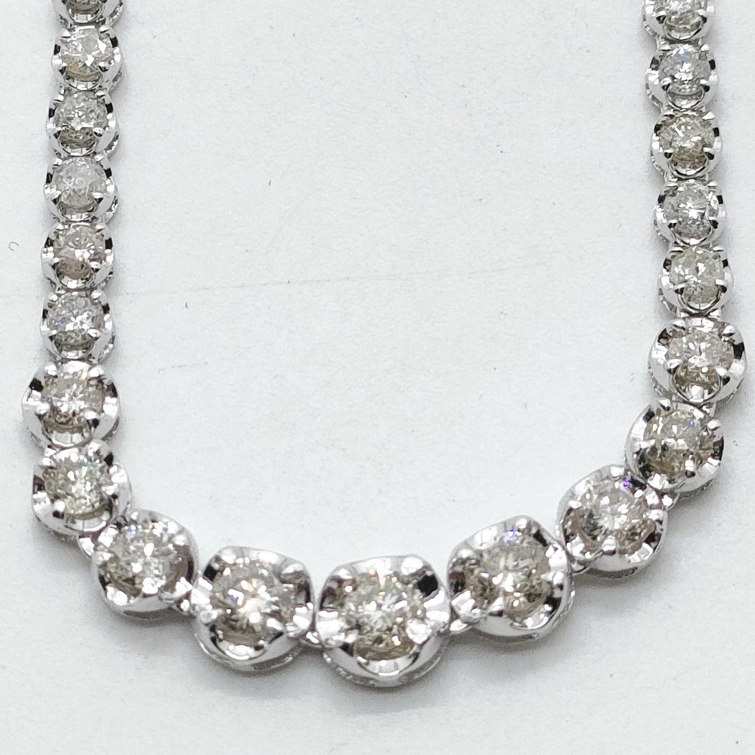 TIFFANY AND CO. NECKLACE SILVER 925 X K18: Tiffany and Co. Necklace Silver 925 X K18 Brand: Tiffany and Co. Type/Style: Necklace Material: White gold, Main Stone Natural Color: White gold Size: Chain Size : 38 cm / 14.9 inch Accessories: None