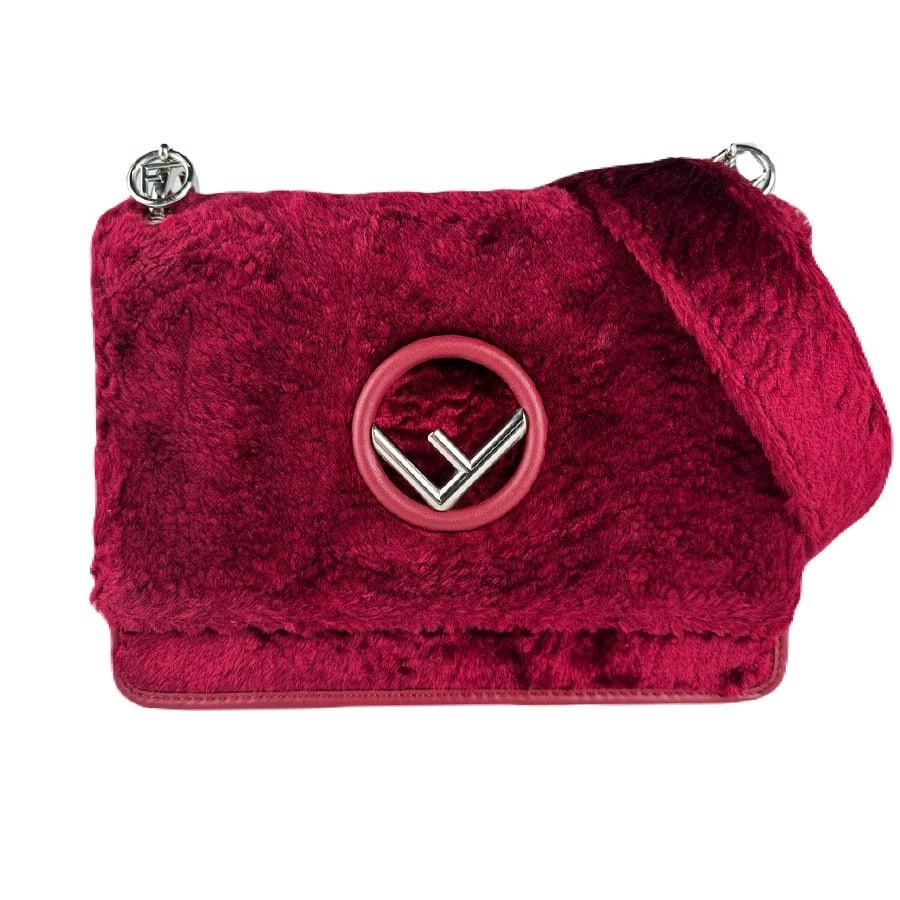 FENDI CAN I SHOULDER BAG RED FUR/SILVERTONE: FENDI Can I Shoulder Bag Red Fur/Silvertone Brand: FENDI Type/Style: Shoulder Bag Material: Fur Color: Red Size: Size [inch] W:9.4inx H:7.9inx D:2.4in Size [cm] W:24cmx H:20cmx D:6cm Accessories: