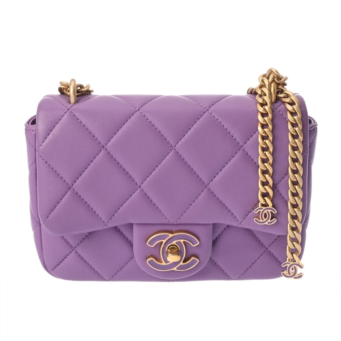 CHANEL MINI FLAP BAG MATRASSE PURPLE SHOULDER BAG: CHANEL mini flap bag Matrasse purple Shoulder Bag Brand: CHANEL Type/Style: Shoulder Bag Material: lambskin Color: purple ? Gold Metal Size: H:about 5.1inch W:about 6.7inch D:about 2.0inch Accesso