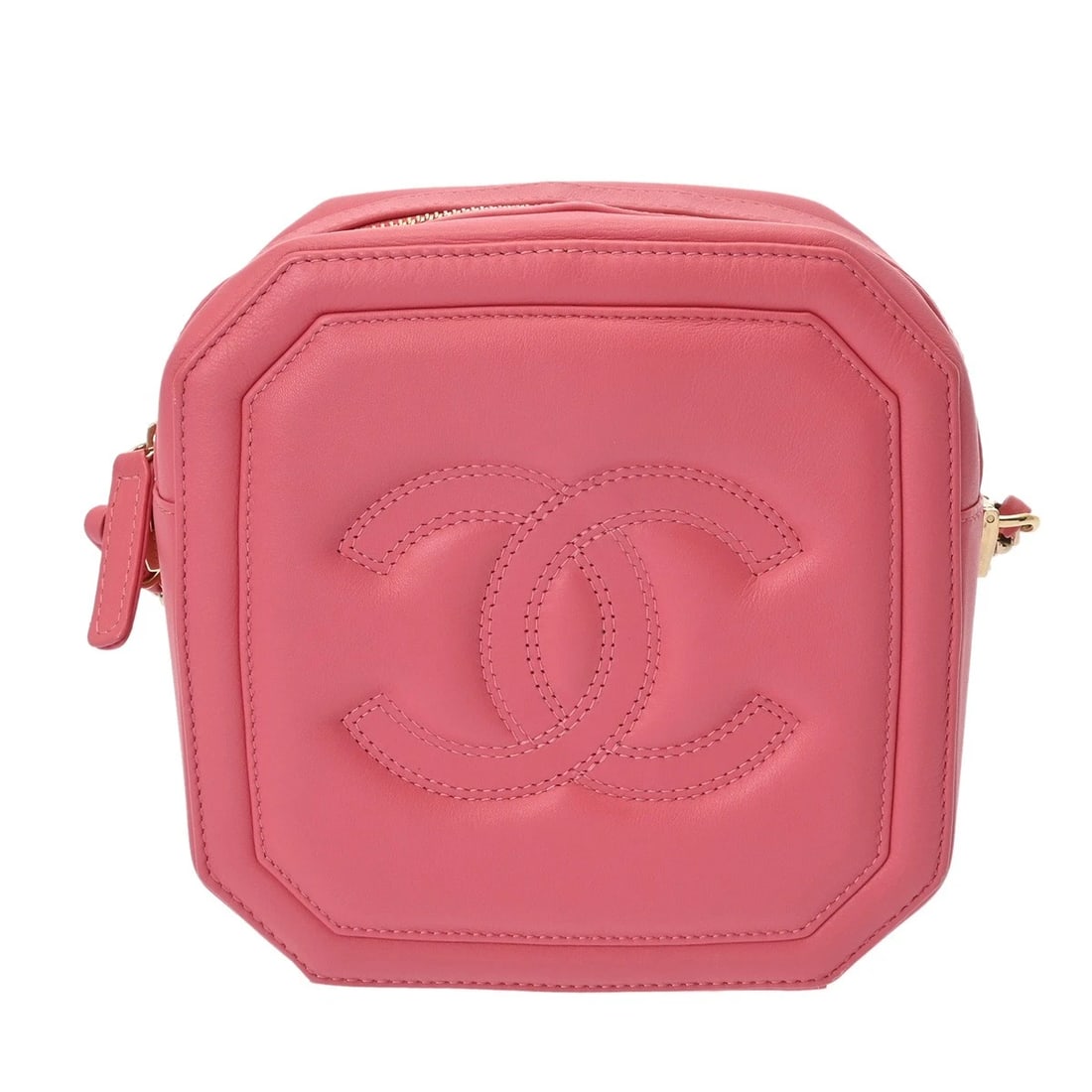 CHANEL MATRASSE LAMBSKIN PINK SHOULDER BAG: CHANEL Matrasse lambskin pink Shoulder Bag Brand: CHANEL Type/Style: Shoulder Bag Material: lambskin Color: pink ? Gold Metal Size: H:about 6.3inch W:about 6.3inch D:about 2.8inch Accessories: Non