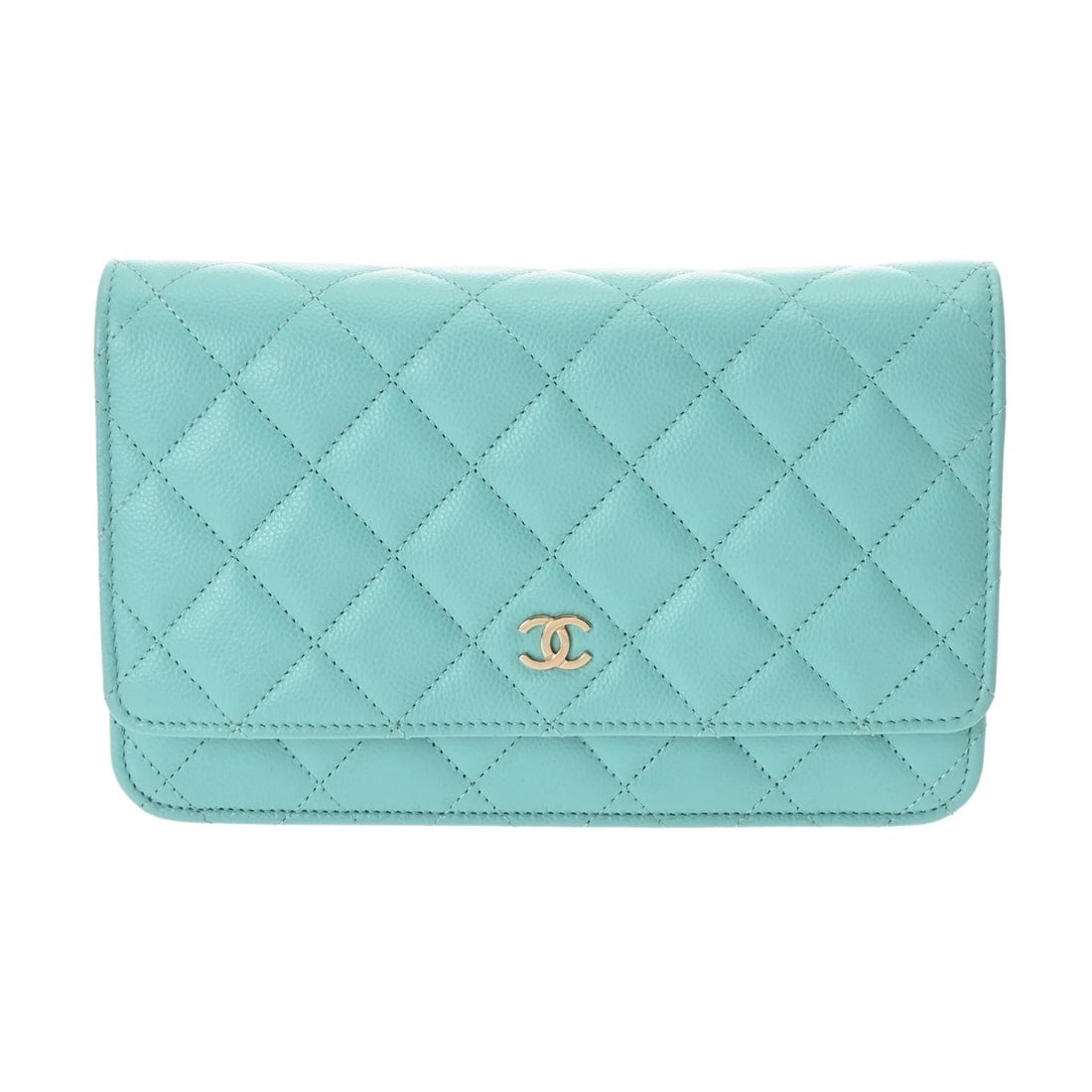 CHANEL CLASSIC CHAIN WALLET AQUA BLUE SHOULDER BAG: CHANEL Classic Chain Wallet Aqua blue Shoulder Bag Brand: CHANEL Type/Style: Shoulder Bag Material: Grained calfskin Color: Aqua blue ? Champagne Gold Metal Size: H:about 4.9inch W:about 7.7inch D:abo