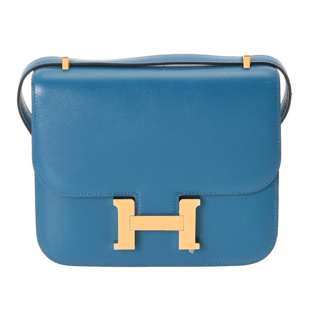 HERMES CONSTANCE TADELAKT BLUE IZMIR SHOULDER BAG: HERMES Constance Tadelakt Blue Izmir Shoulder Bag Brand: HERMES Type/Style: Shoulder Bag Material: Tadelakt Color: Blue Izmir ? Gold Metal Size: H:about 5.7inch W:about 7.3inch D:about 0.6inch Acc
