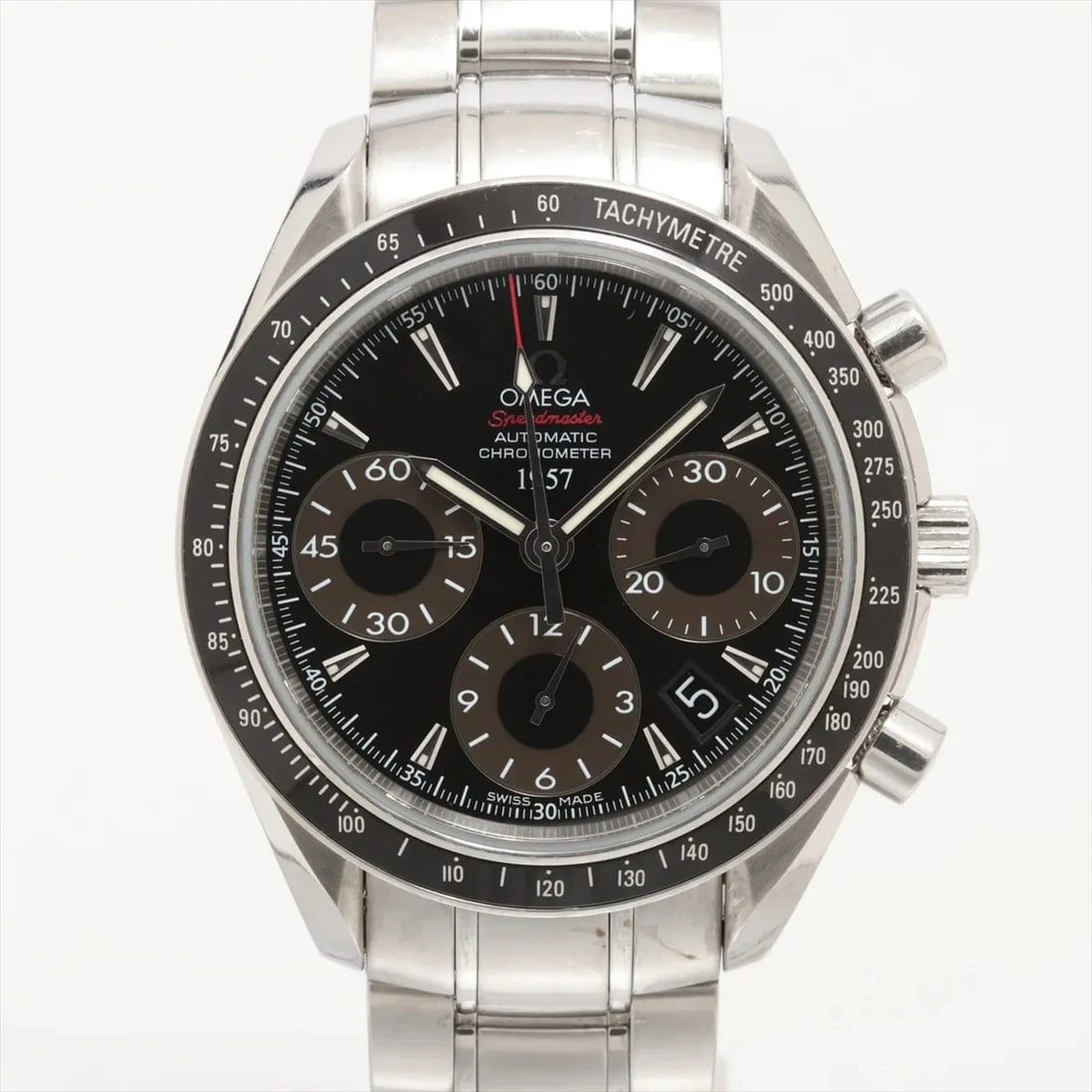 OMEGA SPEEDMASTER SS AT BLACK DIAL WATCH: Omega Speedmaster SS AT black dial Watch Brand: Omega Type/Style: Wristwatch Material: SS Color: Dial Color Black Size: Case:W1.2 x H1.2inch / W39 x H39 Circumference of Wrist:7.3inch / 18.5 Acces
