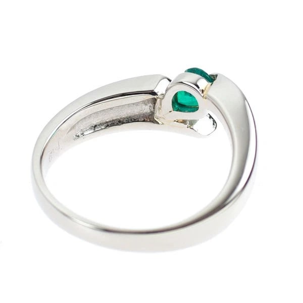 PT900 EMERALD DIAMOND RING - 2