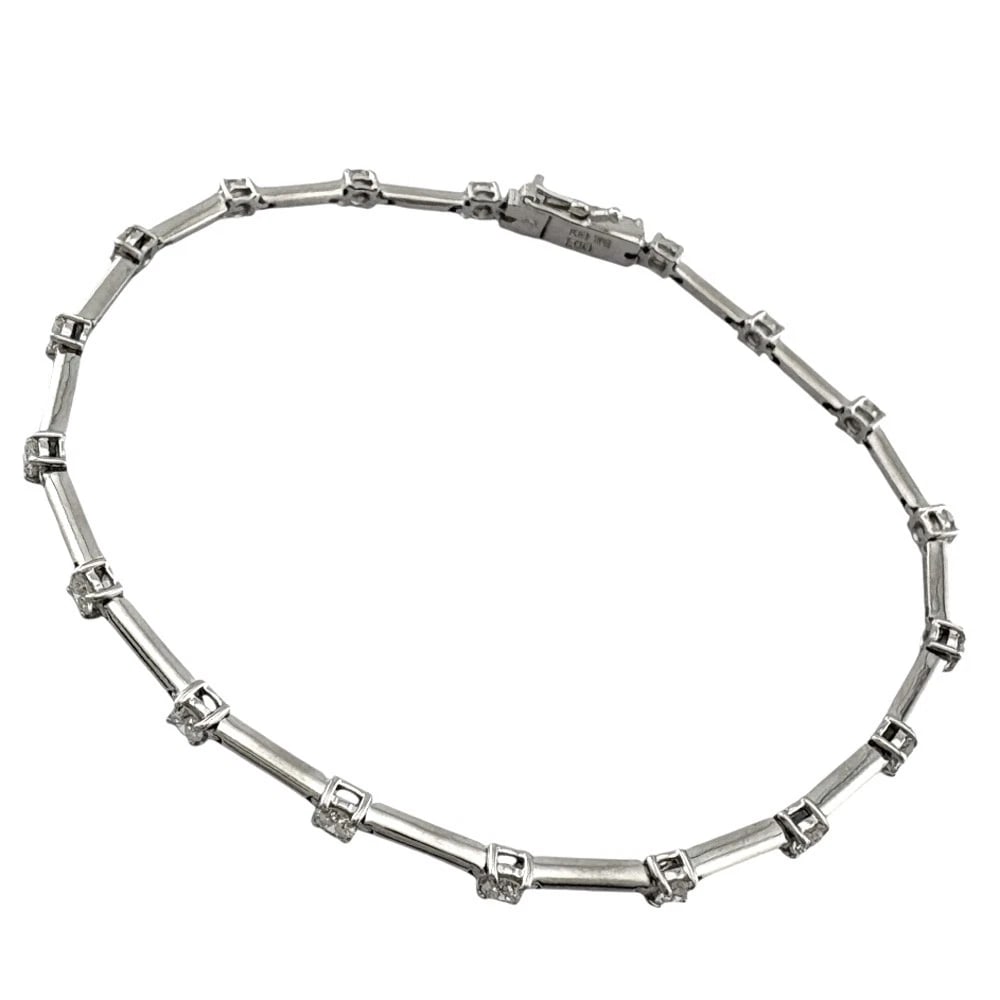 TASAKI BRACELET K18 WHITE GOLD: TASAKI Bracelet K18 white gold Brand: TASAKI Type/Style: Bracelet Material: K18 white gold Main Stone Natural Color: Silver Size: (CM) Total Length:18cm High limit:2.0mm Chain width:1.0mm