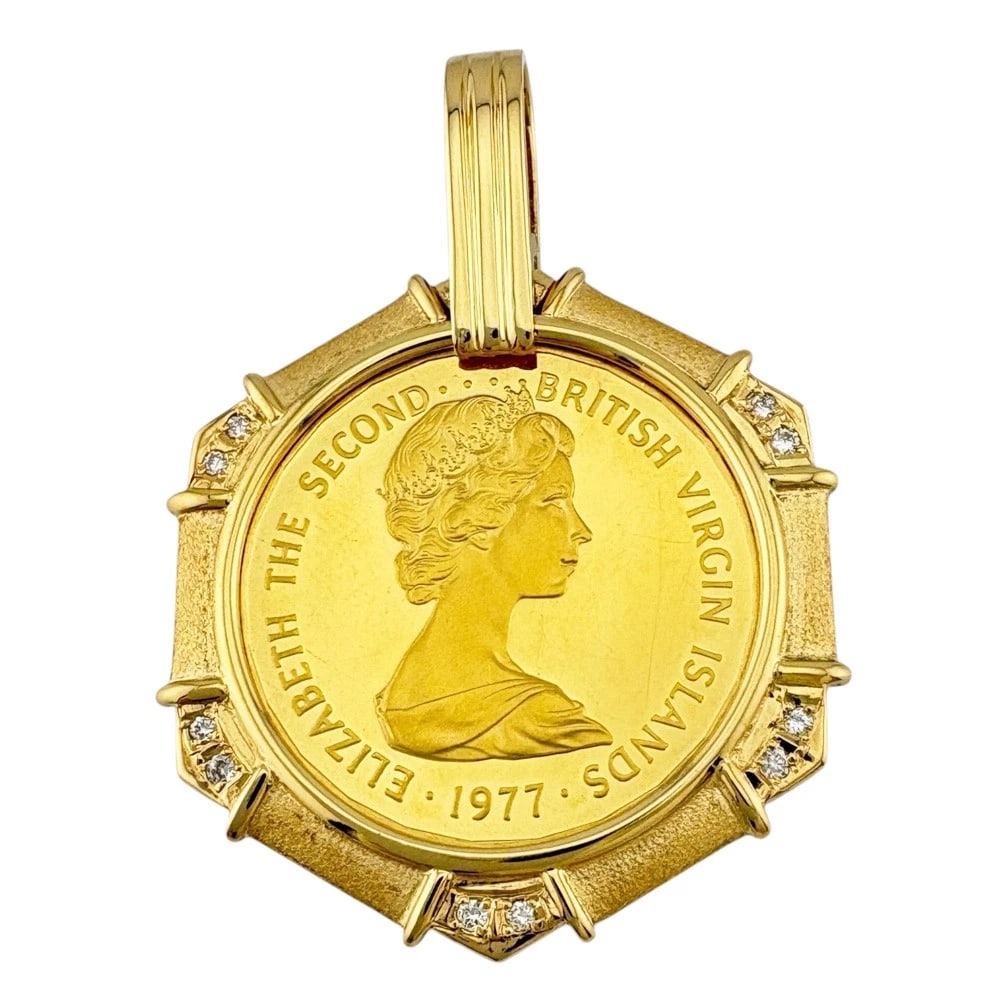COIN PENDANT K18 GOLD DIAMOND QUEEN ELIZABETH II 25TH ANNIVERSARY OF REIGN: Coin pendant K18 Gold diamond Queen Elizabeth II 25th Anniversary of Reign Brand: Unbranded Type/Style: Coin pendant Material: K18 Gold Main Stone Natural Color: gold Size: (CM) Top:W31.0mm x H43.0mm 