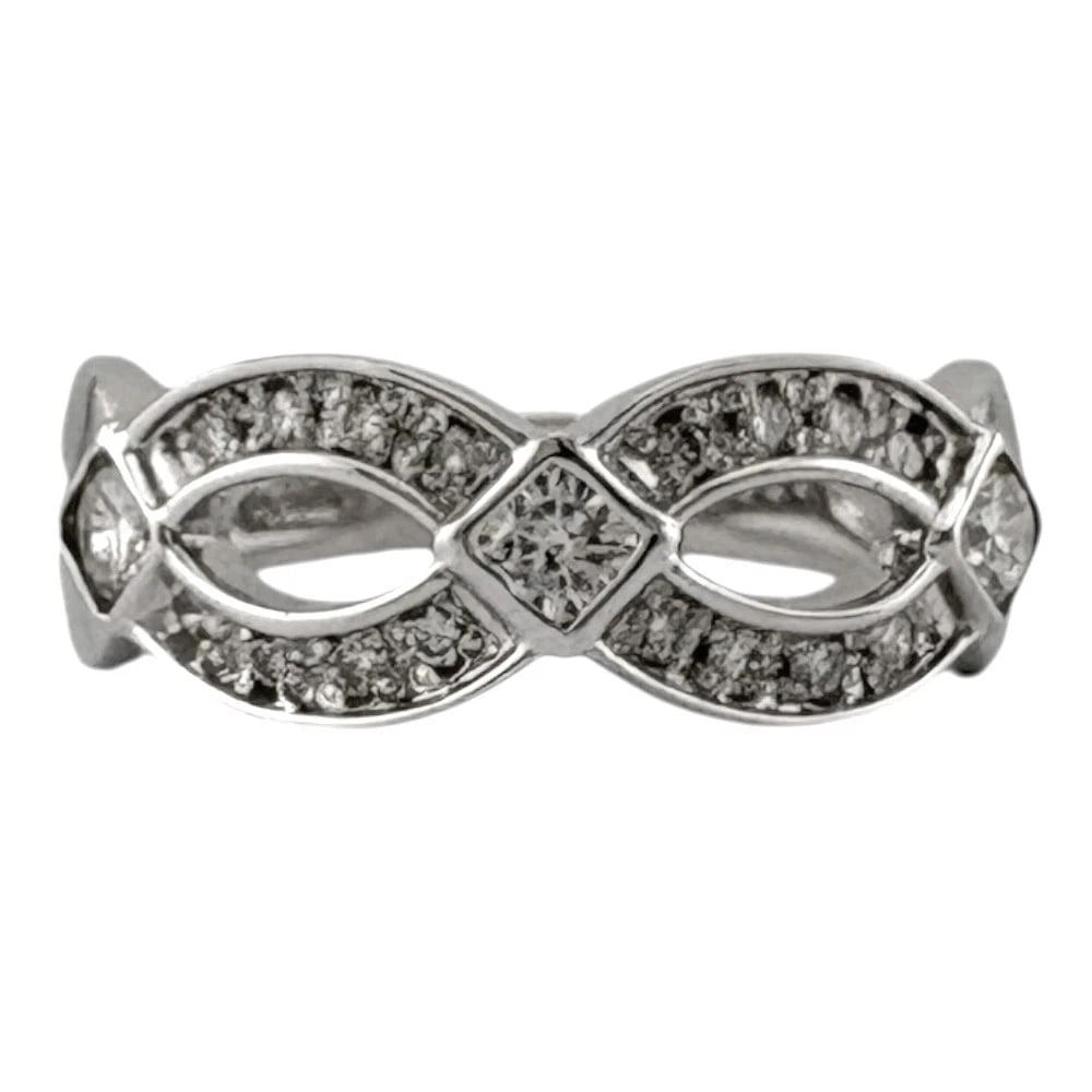RING PT900PLATINUM DIAMOND: Ring Pt900Platinum diamond Brand: Unbranded Type/Style: Ring Material: Pt900Platinum Main Stone Natural Color: Silver Size: US 7 Accessories: None Accessories Notice: When purchasing pre-o