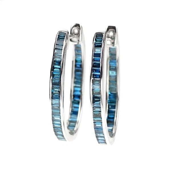 K18WG TREAT BLUE DIAMOND EARRINGS: K18WG Treat Blue Diamond Earrings Brand: None Type/Style: piercing Material: K18WG Color: WG Size: Length/Width/Diameter25.5 Accessories: None Accessories Notice: When purchasing pre-owned goods,